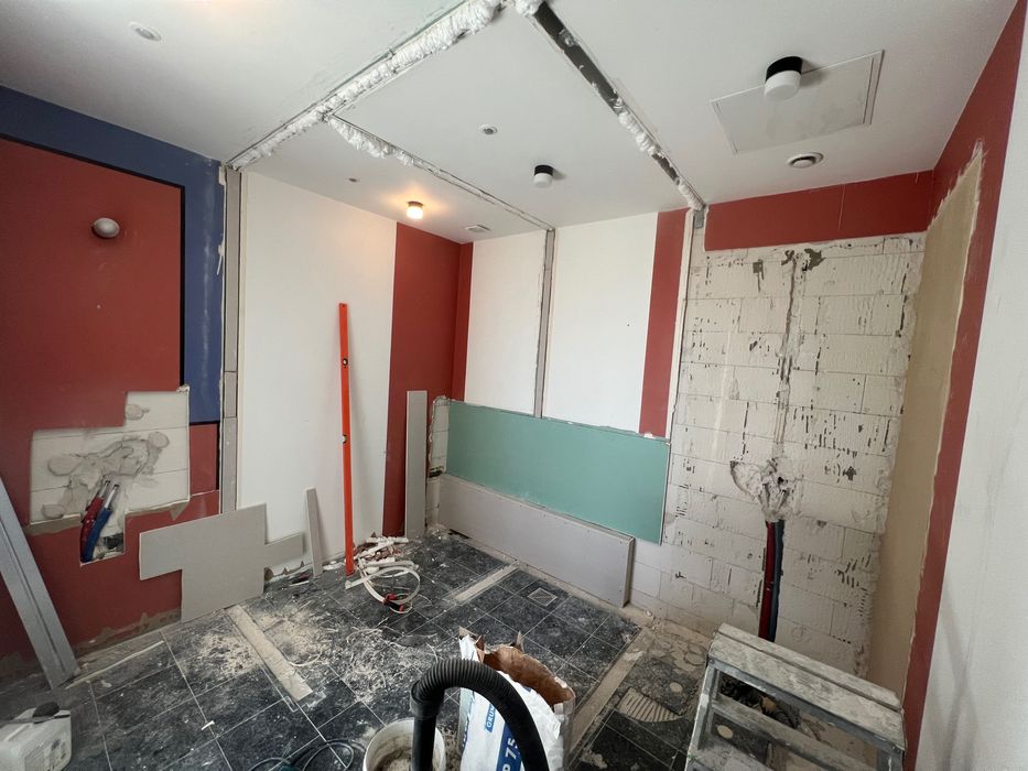 Ustugi → Budowa i remont → Wykonczenia wnętrz