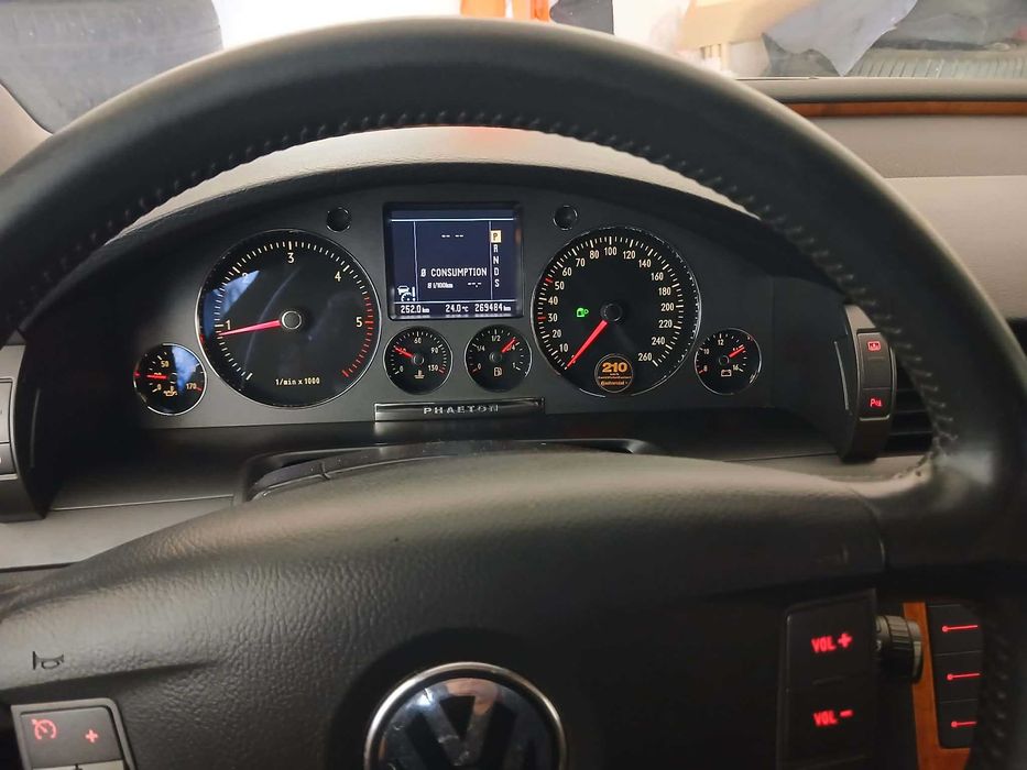 Volkswagen Phaeton 3.0 TDI V6 224 KM | 2005 | 4Motion | Pneumatyka | Zadbany