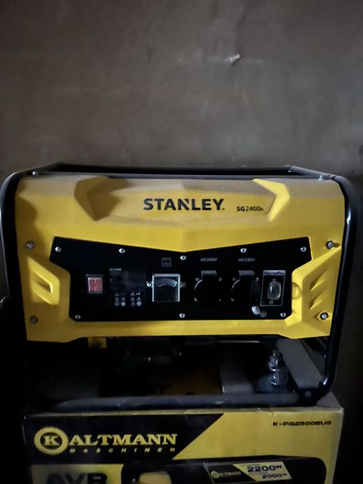 Генератор 3 кв новий