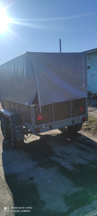 Причеп на 2,5 тон  з гальмами бортовий