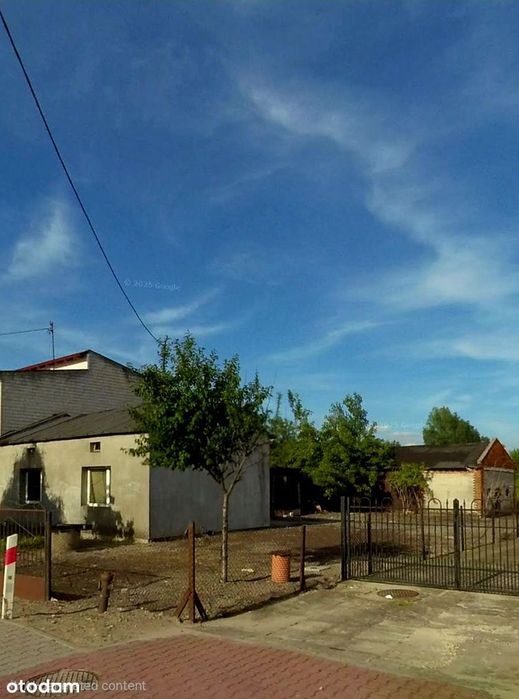 Dom + Duża Stodoła + Działka 787 M² | Piątek