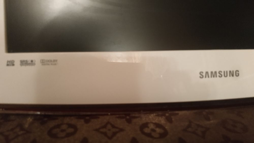 Монитор / телевизор Samsung LE22B451C4 (Венгрия)