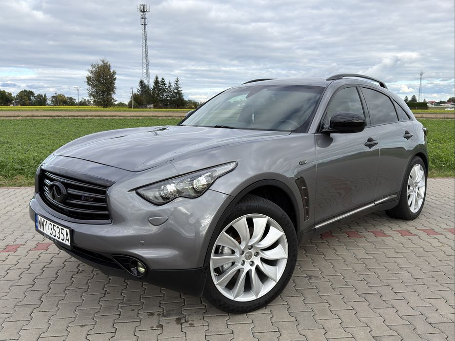 Infiniti QX70