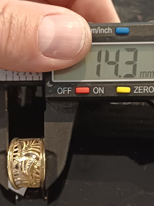 Złoty pierscionek szeroki ażur