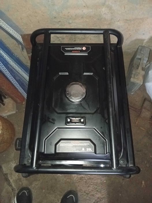 Продам генератор 9кв
