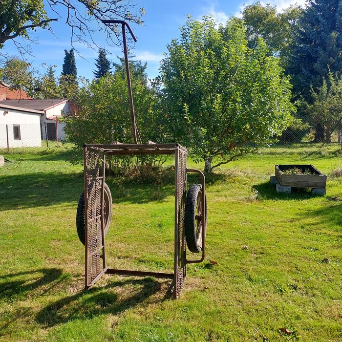 Przyczepka ogrodowa, dwukołówka