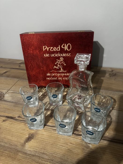 Karafka + 6 szklanek z grawerem Nowy