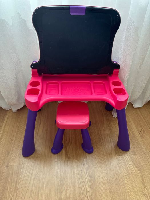 Mesa interativa criança