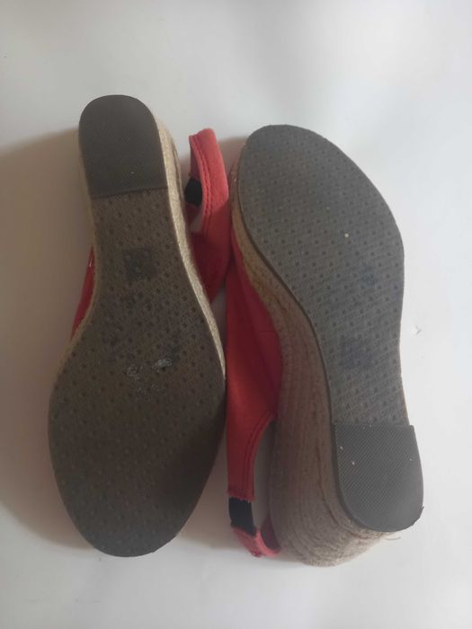 Espadryle, sandały na klinowym obcasie. Esprit R.37. Okazja