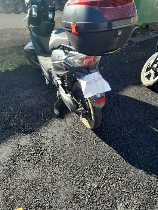 Mota eletrica com 6 meses