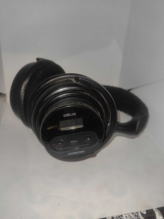 Słuchawki deus XP Philips , ws4 jak ws5 .