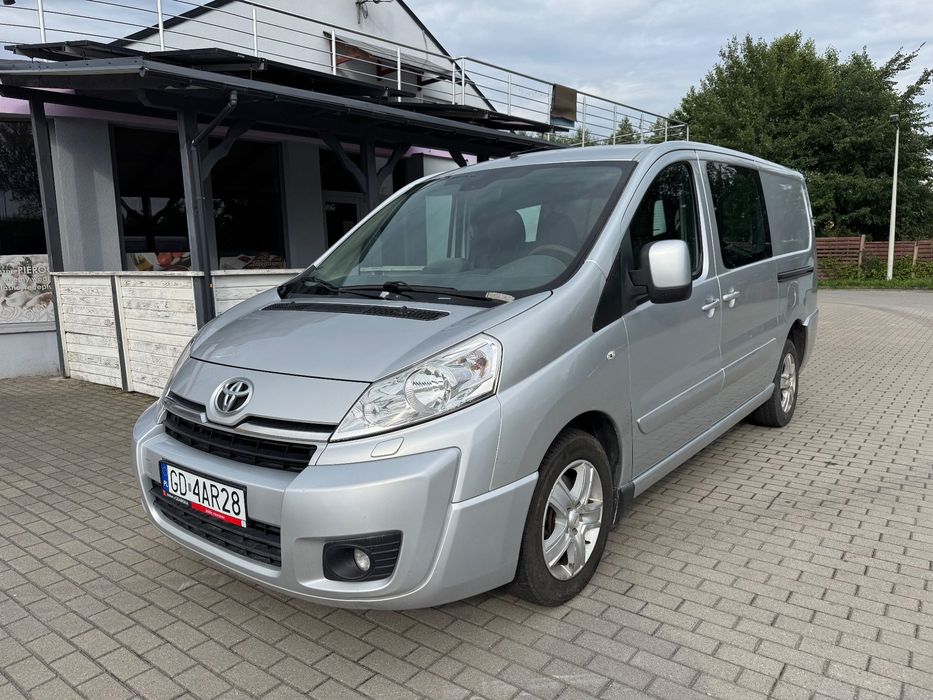 Toyota Proace  Toyota Proace 2.0D Bogato wyposażony