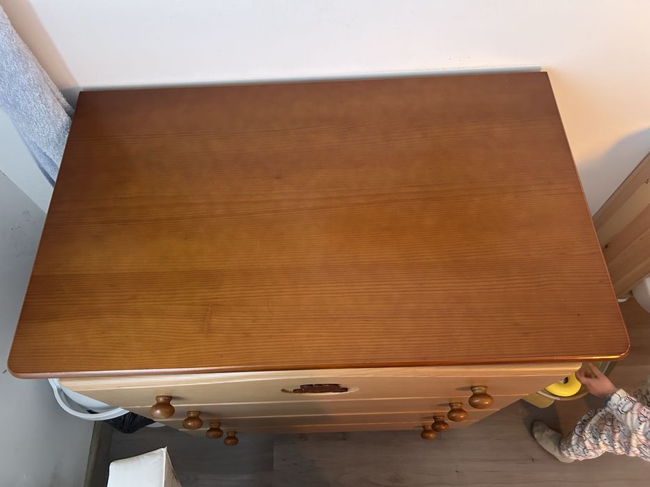 Mobilia para quarto de bebe
