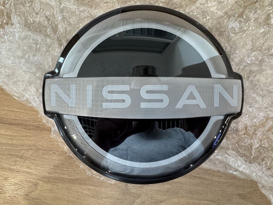 Емблема под дистроник Ниссан Рог 2017 2018 2019 2020 2021 2022 2023 2024 2025  Емблема Nissan Rogue T33 емблема под дистроник Т32