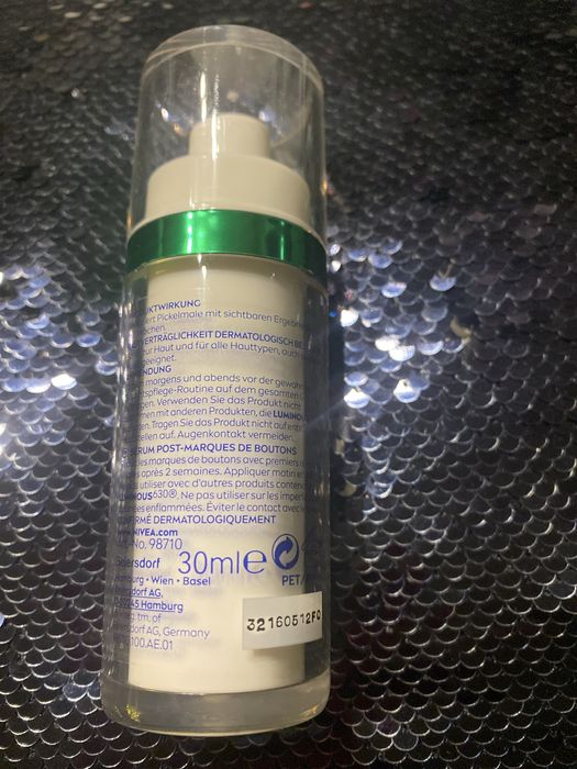 NIVEA Cellular luminous 630 serum na przebarwienie po tradziku