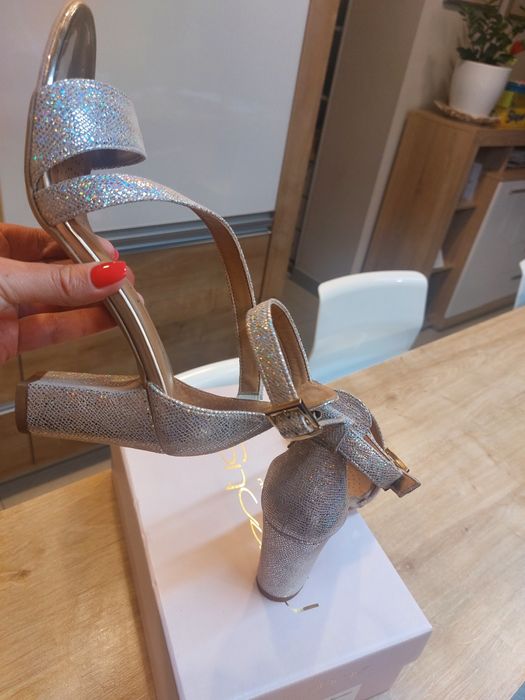 Sandały prestige 37 skorzane