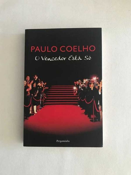 Livro Paulo Coelho - O vencedor está só