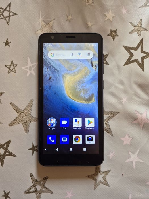 Телефон ZTE Blade L9