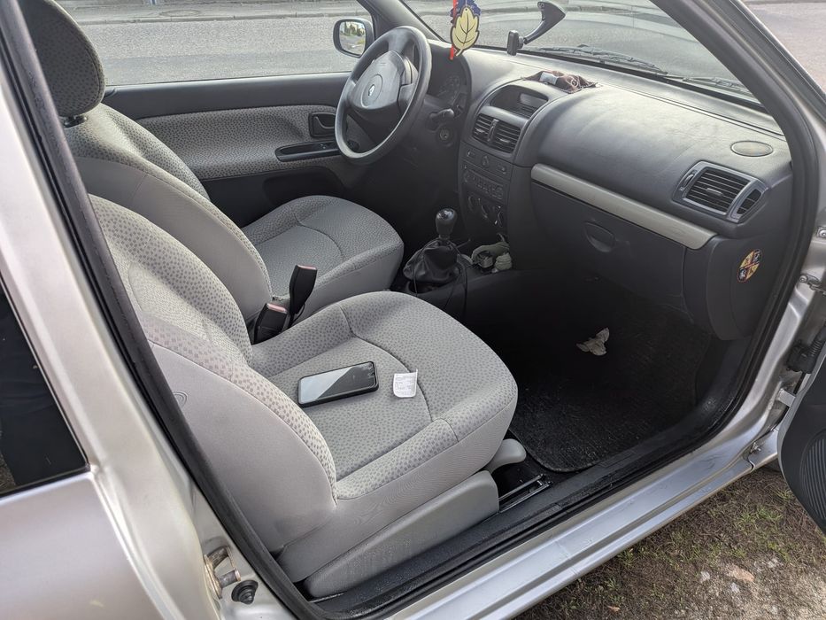 Renault Clio II 1.2 8v