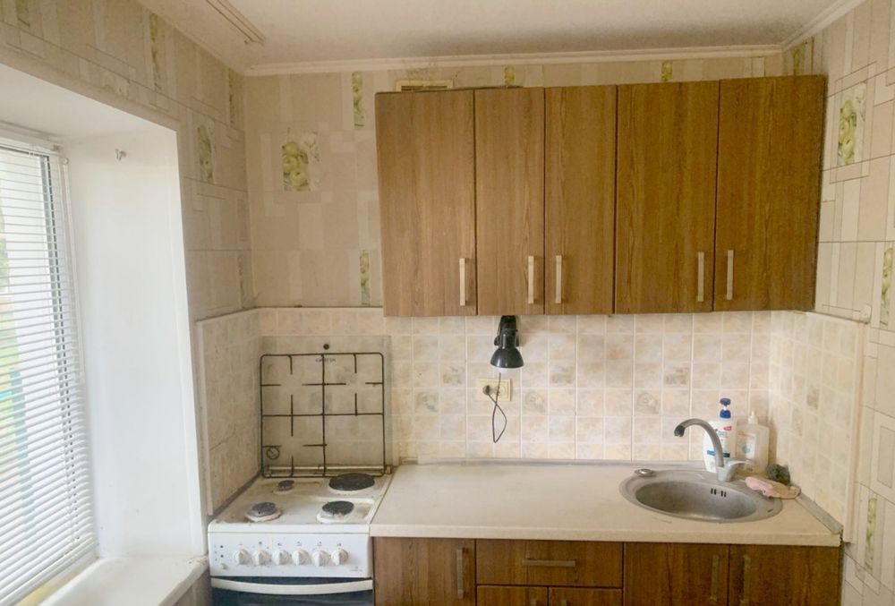 Терміново !!!Продається 3-кім квартира, 58 м² у Лісовій Поляні | 1 поверх з 5/ Піч + електроопалення | Електричка поруч