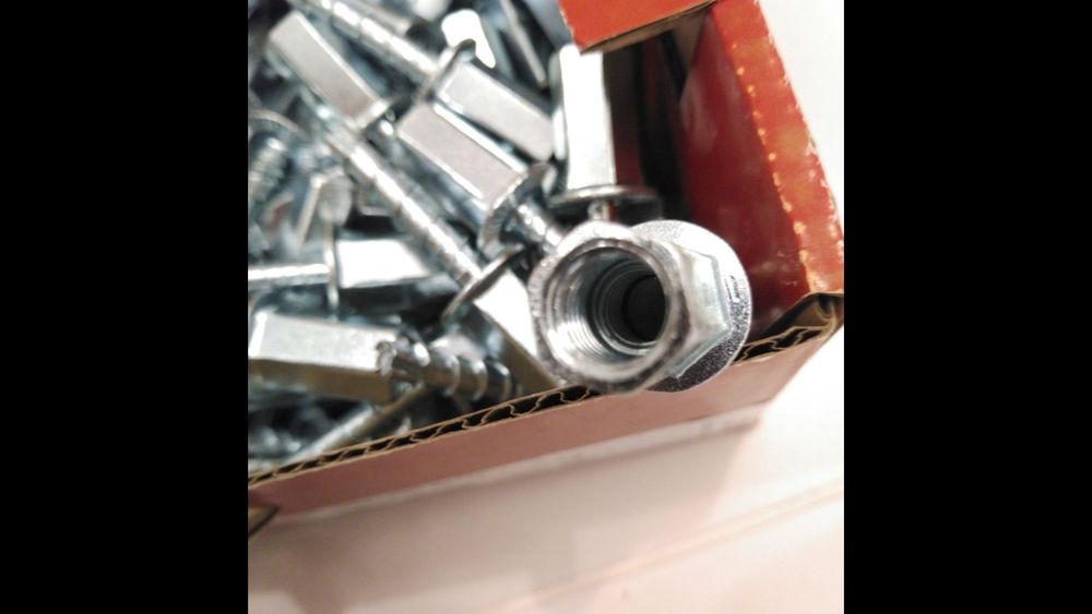 HILTI анкер. Анкер, саморез.