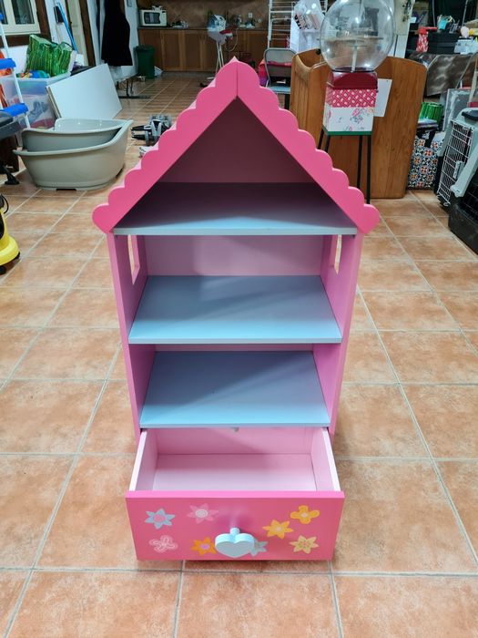 Estante / Móvel - edição especial de katherine Roumanoff