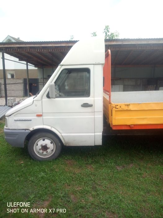 Івеко дейлі вантажний