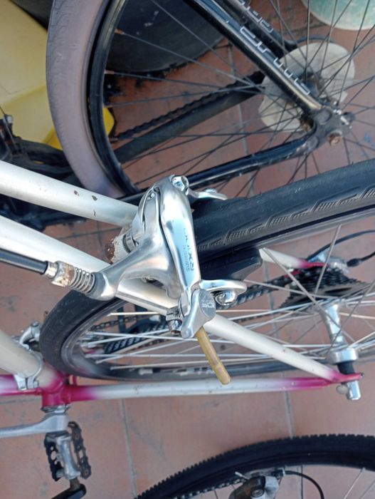 Bicicletas para reparação ou peças