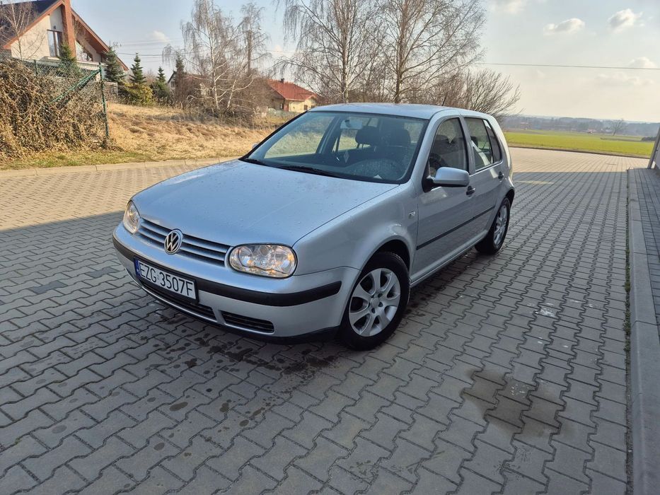 Volkswagen Golf VW GOLF IV 1.6 16V 105 KM