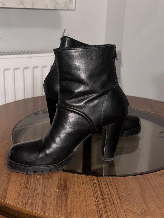 Buty, Botki skórzane
