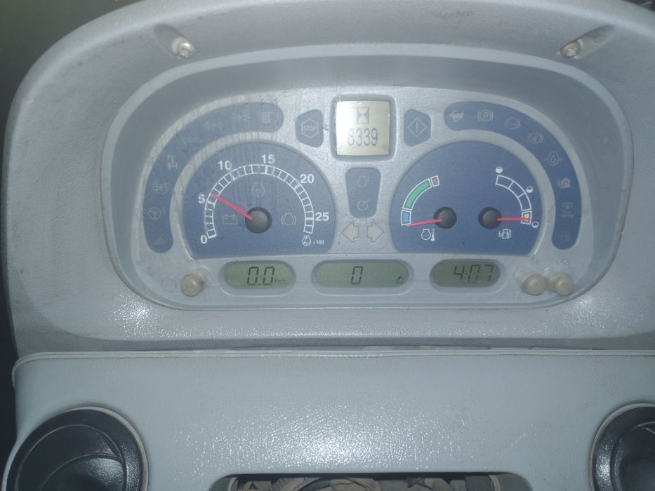 New Holland t 6070