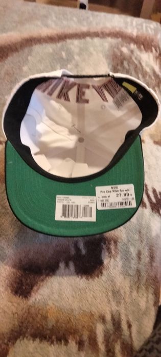 Czapka Nike air z daszkiem bejsbolówka biała