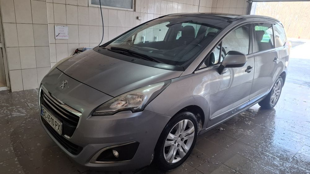 Продам Peugeot 5008, 1.6D