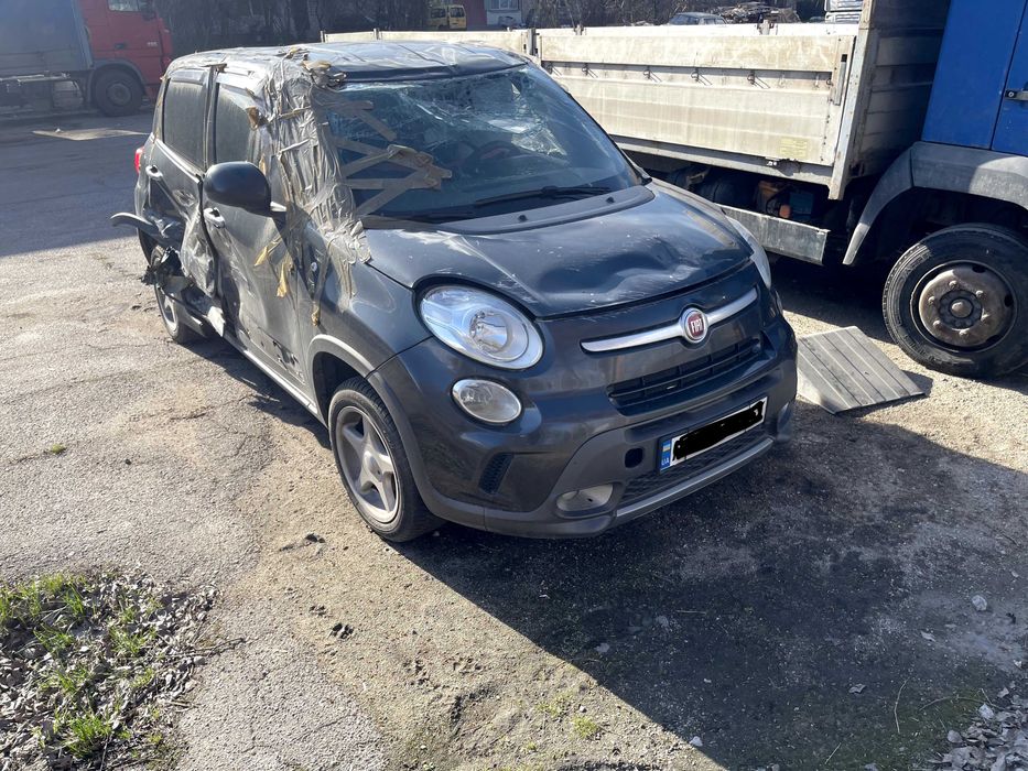 Fiat 500L после ДТП