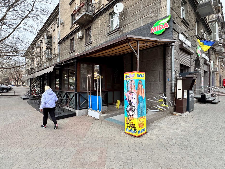 Соборна приміщення 216 кв.м. прохідняк ТОП місце фасад