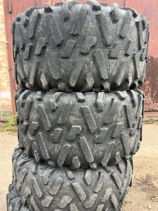Продам  комплект резини  на квадроцикл або баггі maxxis bighorn 2.0 27х9р14 27х11р14