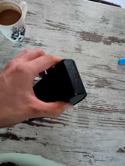 Pudelko Prada do okularów