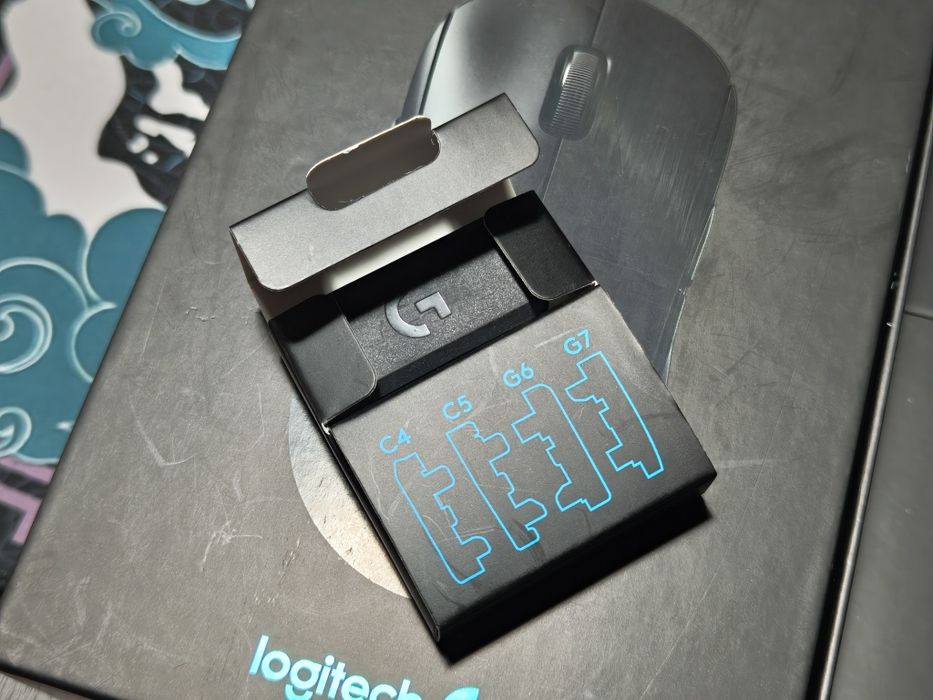 Продам игровую мышь Logitech G Pro