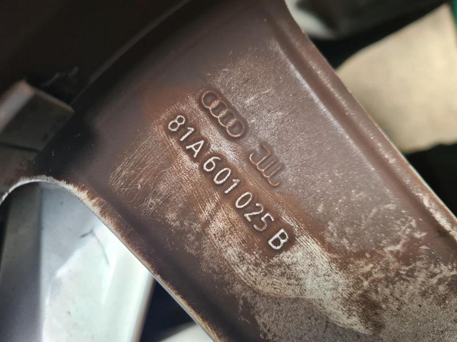 Conjunto de jantes AUDI Q2 (GA)