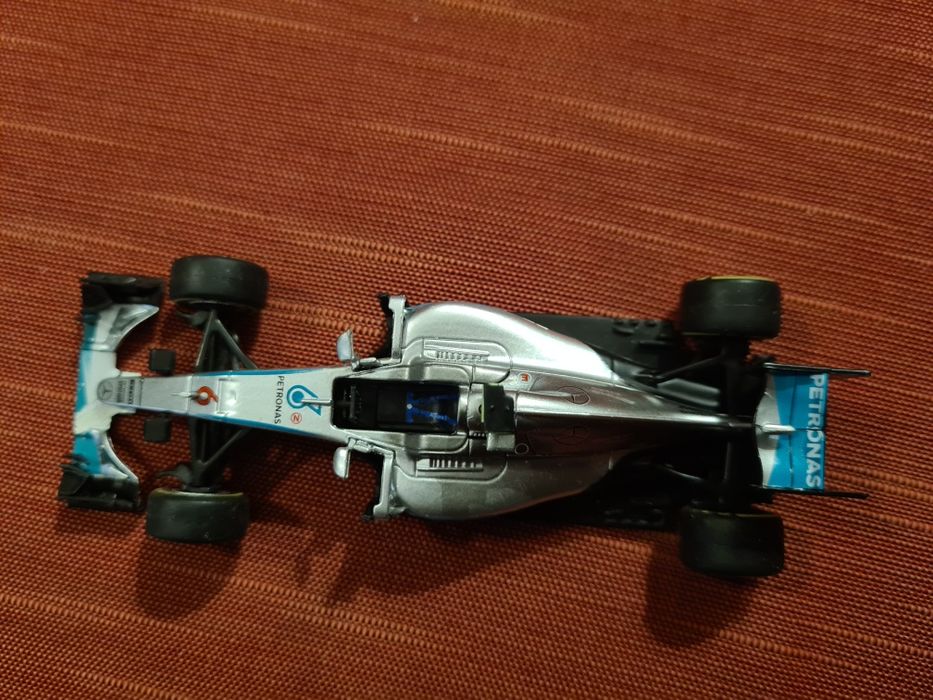 Modelo 1/43 Mercdes f1 2016