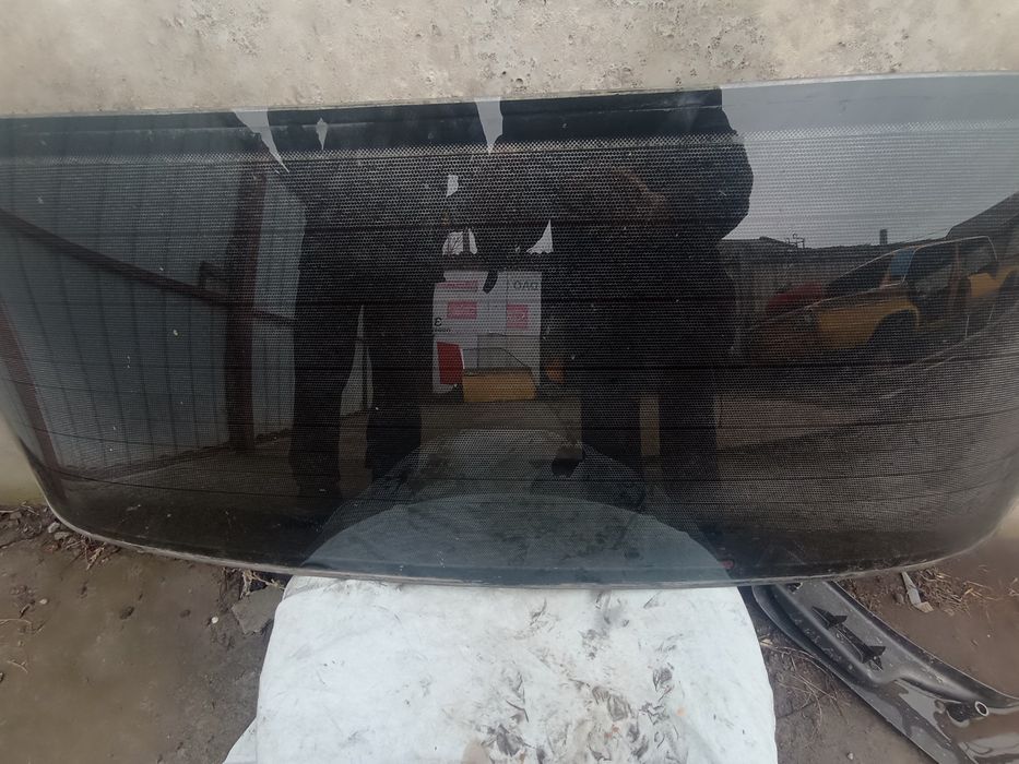 Стекла на ваз 2106