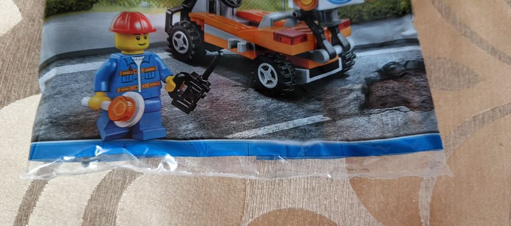5. Nowy polybag lego  30357