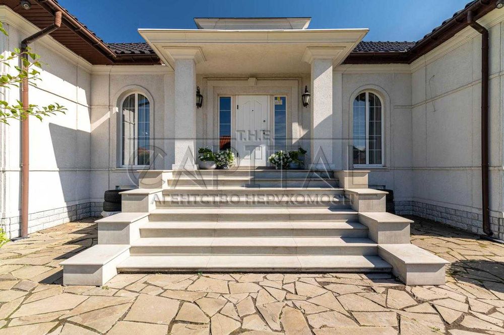 Затишний будинок для сім'ї з газом і підвалом/Гатне/10 хв Теремки