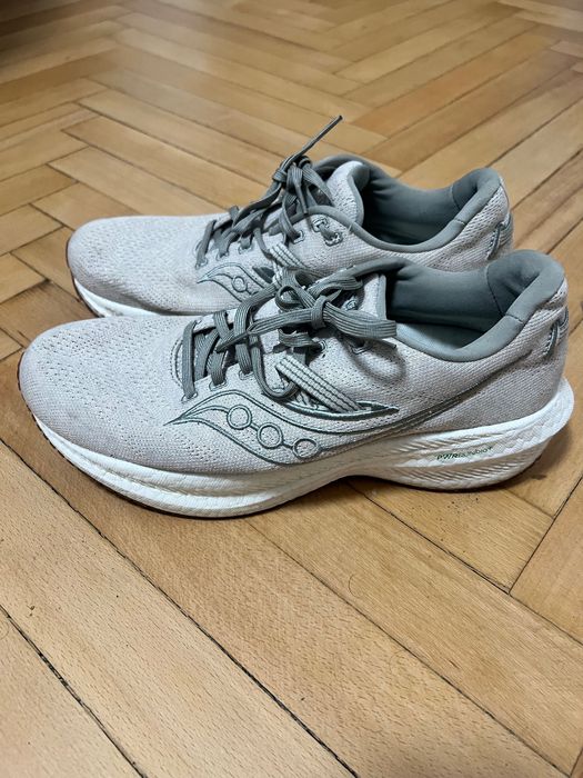 Buty do biegania Saucony Triumph RFG
