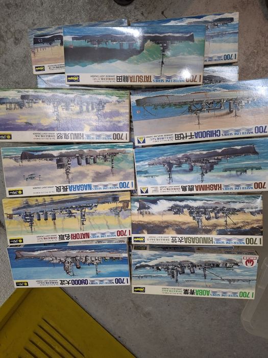 Kits novos vintage veículos militares matchbox