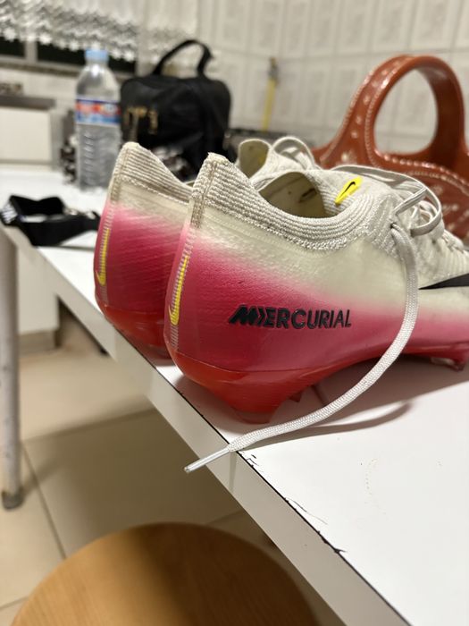 Chuteiras 44 nike mercurial