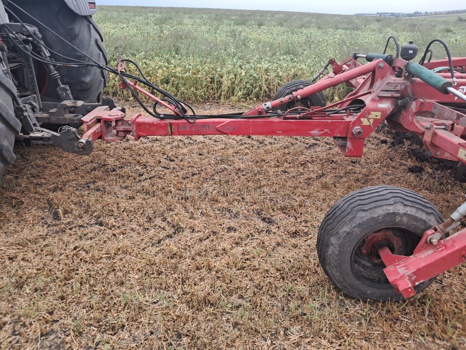 Культиватор Kverneland Karat CTC Плуг Глубокорозрихлювач Дискова