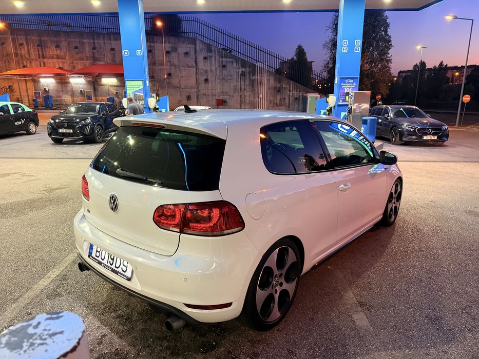 Vw Golf 2.0 GTI DSG Aceito retomas — photo 5
