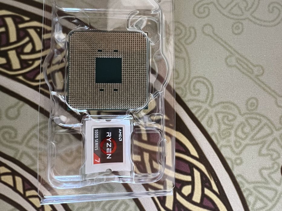 Vendo CPU Processador AMD RYZEN 7 3700X 8-CORE (3.6GHZ-4.4GHZ) c/Novo!