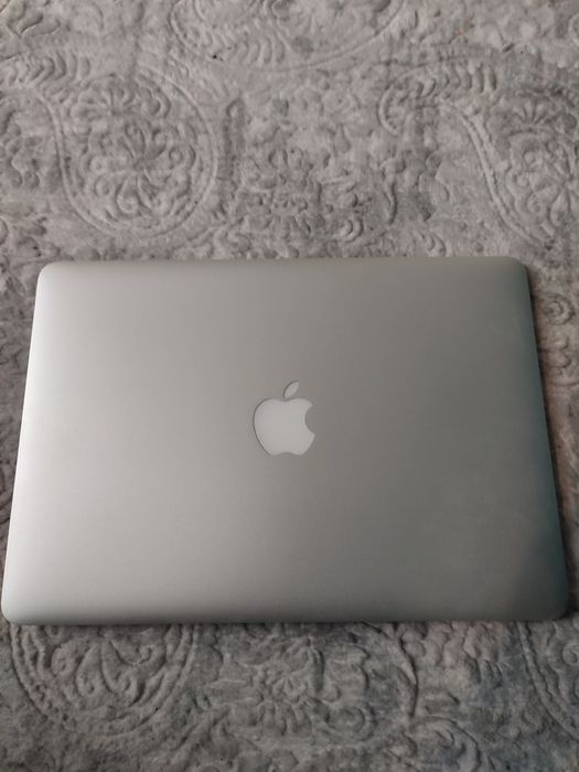 Sprzedam MacBook air 13   2015r 8gb/256ssd